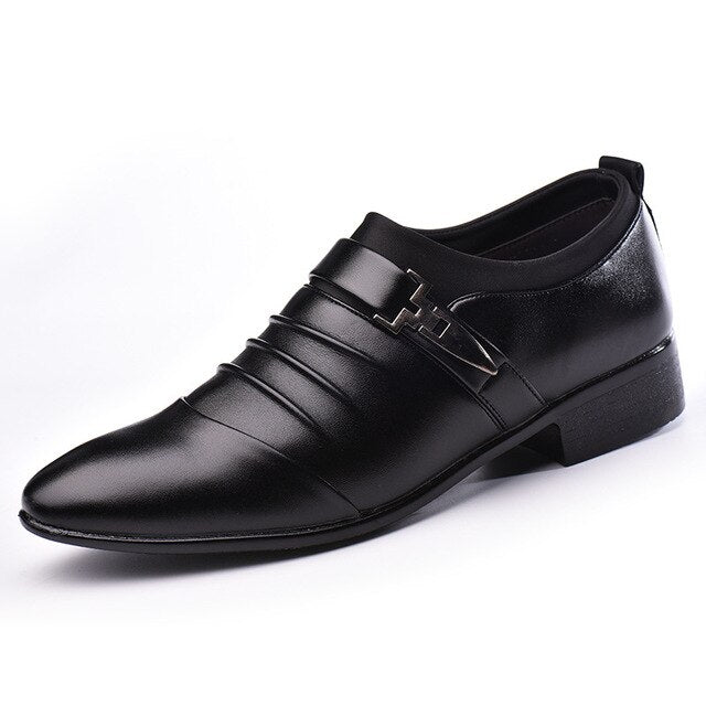 Man Flat Classic Men Shoes PU Leather Wingtip Carved Italian Formal Oxford